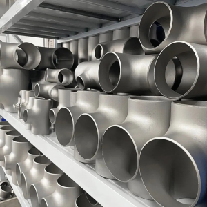 Phụ kiện titanium gồm co tê côn thu nối ren và mặt bích